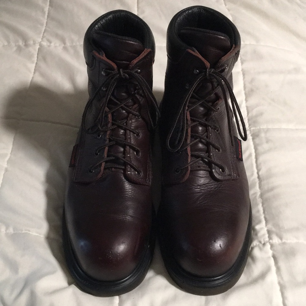 Like new Redwing leather work boots